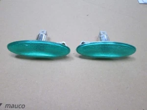  FORD GREEN  SIDE REPEATER ( LARGE  OVAL )  X 2 COMPLETE WITH BULB HOLDER  - Picture 1 of 2