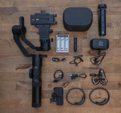 Zhiyun Crane 2 – Drei-Achsen-Stabilisator + Follow Fokus System - Bild 1 von 4