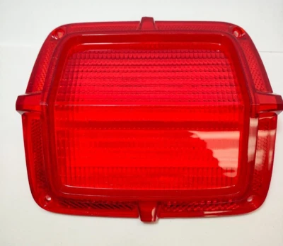 1965 年普利茅斯 Belvedere I Wagon 尾灯镜头和垫片套装 NOS 2525681。 — 第 1/4 张图片