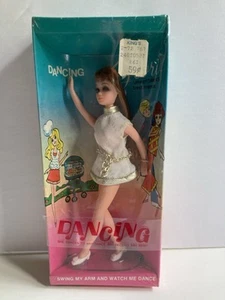 VTG 1970s TOPPER DAWN DANCING GLORI DOLL SEALED NEW- NRFB - Picture 1 of 8