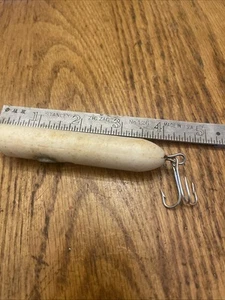 Señuelo Creek Chub Striper Striker 4” 1 OZ blanco vintage nuevo gancho sal H2O - Imagen 1 de 8