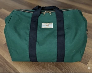 Vintage Eddie Bauer Ford Bronco Reisetasche mit Reißverschluss oben grün gebraucht, in einwandfreiem Zustand - Bild 1 von 4