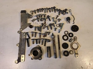 2008 08 09 SUZUKI GSXR 600 GSX600R Misc Hardware Bolts Nuts Brackets Mounts - Bild 1 von 1