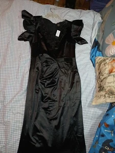 VF SHOW Black Size XL Short Sleeve Embroidered Neckline Adjustable Zip Slit... - Picture 1 of 7