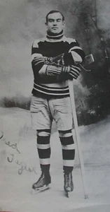 NHL HOCKEY PHOTO PRINT JOE MELONE QUEBEC ACES - Picture 1 of 1