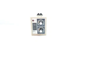 Sensore di tensione Omron sdv-fl2 - Foto 1 di 6