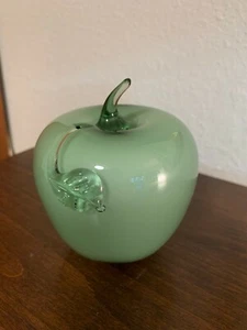 FENTON ART GLASS VINTAGE GREEN OVERLAY APPLE PAPERWEIGHT - Picture 1 of 7