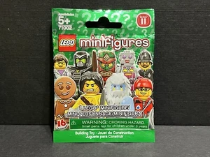 LEGO Lady Robot Minifigure Series 11 #16 New Sealed - Picture 1 of 3