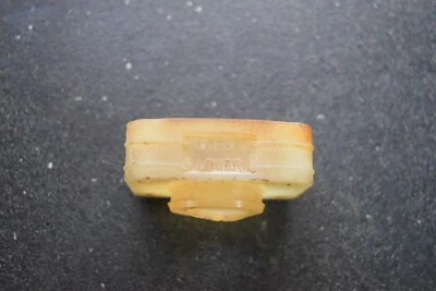 HONDA CM400T CM400A CX500C CB650C GL1100 FRONT BRAKE MASTER CYLINDER OIL CUP - Image 1 of 4