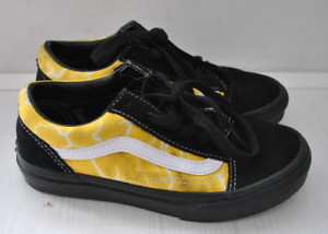 Yellow suede chunky sole old school off the wall low boys trainers size 1 VANS