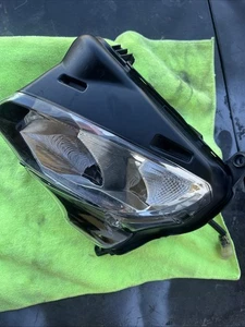 2019-2024 20 21 22 23 24 YAMAHA YZF R3 LEFT HEADLIGHT OEM DAMAGED - Picture 1 of 23