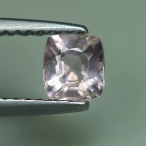 0,54 quilates_colección única_espinela rosa platino 100 % natural sin calentar_Brama - Imagen 1 de 3