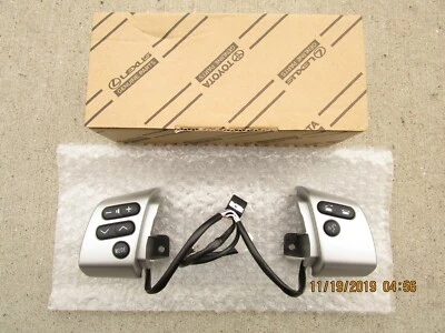 SE ADAPTA A: INTERRUPTOR DE CONTROL DE TELÉFONO AUDIO VOLANTE TOYOTA FJ CRUISER 10 - 14 NUEVO Foto 1 de 4