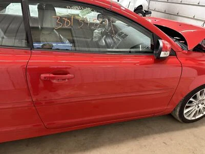 06-13 VOLVO C70 PASAJERO PUERTA DELANTERA DERECHA PASSION ROJO SÓLIDO 612 Foto 1 de 4