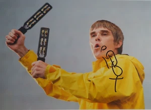 IAN BROWN STONE ROSES, AUTOGRAPHED A4 PHOTOGRAPH - Picture 1 of 2