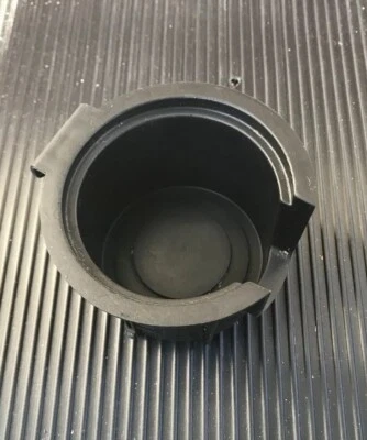 05–08 Chevrolet Uplander Pontiac Montana Buick Terraza — резиновая вставка подстаканника - Изображение 1 из 4