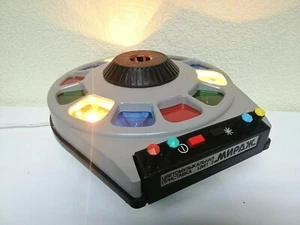 Vintage URSS Space Age UFO musica a colori MIRAGE MIRAZH discoteca luci URSS. RARO!!!! - Foto 1 di 8