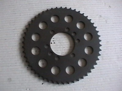 PIÑÓN TRASERO DE ACERO JTR843 50 YAMAHA DT80 DT125LC DT175 MX DT200 SR125 Foto 1 de 2