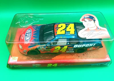 2004 Winners Circle Collectable 1:24Chevrolet Monte Carlo Driven by Jeff Gordon - Image 1 of 4