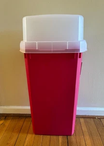 Sterilite 30 Inch Holiday Gift Wrapping Paper Storage Box with Lid - Picture 1 of 5