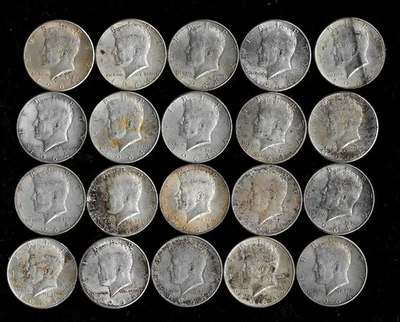 1964 Kennedy Half Dollar Roll 90% Silver Toned/Stained/Worn (20 COINS) Lot E72 - Image 1 of 3