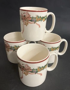 Spode Christmas Memories Tasse Bänder Girlande 4 Stück Keramiktassen Becher England - Bild 1 von 11