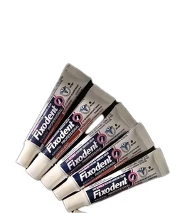  5-TUBES Fixodent crema adesiva professionale per protesi formato viaggio, campione 0,35 oz - Foto 1 di 1