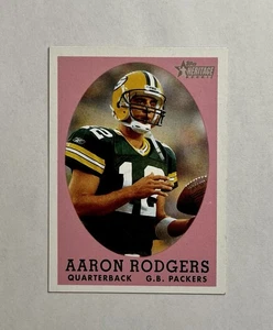 Tarjeta de novato Aaron Rodgers 2005 Topps Heritage 1958 diseño RC #344 sin procesar - Imagen 1 de 4