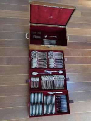 ménagère argent massif 174 pièces  de 7,769 kg  DE ERNEST CARDEILHAC - Photo 1/4