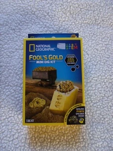 National Geographic Fool's Gold Mini Dig Kit with Real Pyrite  - Picture 1 of 2