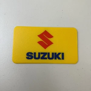 Suzuki gelb Shop Magnet Vanity Nummernschild Motorrad ATV UTV - Bild 1 von 5