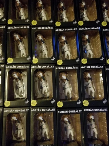 ADRIAN GONZALEZ  Bobblehead SGA 9/6/17.FREE EXTRAS&FAST FREE SHIPPING. 200 LEFT Cover