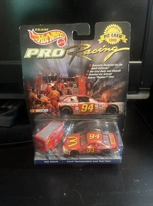 Hot Wheels Pro Racing #94 Bill Elliott McDonalds With Tool Box 1998 Ford - Picture 1 of 3