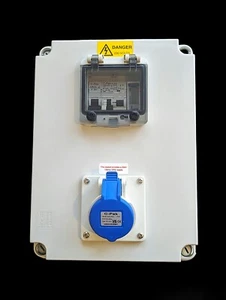 18th Edition Caravan Hook Up Unit Enclosure 1 x 16amp Socket - METERED - Picture 1 of 3