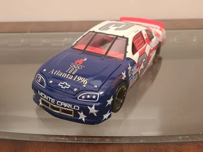 Coche diecast Dale Earnhardt 1996 1/24 #3 GM Goodwrench Atlanta Olympics Foto 1 de 4