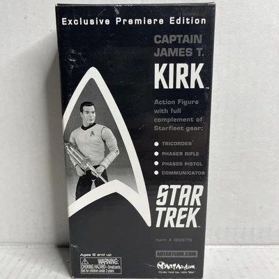 Star Trek Artasylum Capitán James T. Kirk Edición Estreno (Caja Imperfecta) Foto 1 de 4