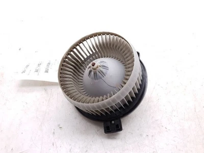 01-05 LEXUS IS300 AC BLOWER MOTOR  - Image 1 of 4