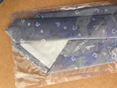 Corbata de seda manchada floral jacquard tejido gris Turnbull & Asser Foto 1 de 3