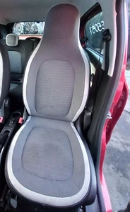 RENAULT TWINGO 5 DOORS 2017 FRONT SEATS WHITE AND GREY N/S PASSENGER SIDE - Picture 1 of 9