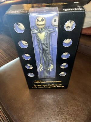 Cabezales intercambiables NECA Pesadilla antes de Navidad Deluxe Jack Skellington Foto 1 de 4