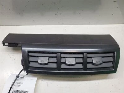 Toyota Prius V 2012-2015, salpicaduras de aire del tablero, número de pieza - 55670-47101 Foto 1 de 4