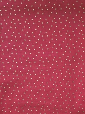 Foust Christmas - Rojo con estrellas metálicas 🌟 Tela de algodón para acolchado y artesanía Foto 1 de 2