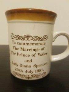 VINTAGE Kaffeebecher - Royal Wedding Prinz Charles und Lady Diana 1981 - Windsor - Bild 1 von 5