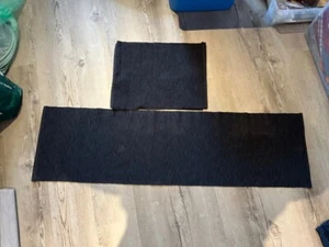 Schwarzer Tischläufer mit 3 Platzdeckchen - Bild 1 von 1