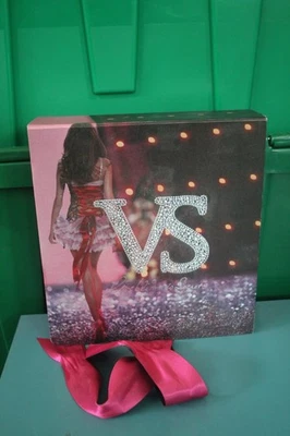 VICTORIA'S SECRET MUY SEXY CALIENTE 2,25 OZ 75 ML EDP COMPLETO + CAJA DE REGALO + LOCIÓN GRATIS Foto 1 de 4