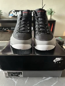 Nike Air Jordan 9 Retro Particle Gray | Taglia 12 | CT8019-060 | Nuove con scatola - Foto 1 di 8