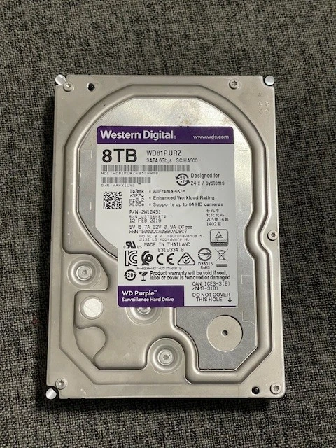 Disco duro interno de vigilancia Western Digital WD82PURP 8 TB WD púrpura - USADO Foto 1 de 1