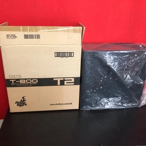 Hot Toys DX13 Terminator 2 Judgment Day T-800 Battle Damaged Ver 1/6 Figure - Picture 1 of 23