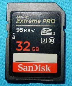 SANDISK EXTREME 32GB SDHC SD Card UHS-1 Class 10 95MB/s - Picture 1 of 2