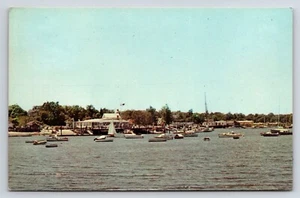 Postcard Milford, Connecticut  Milford Yacht Club, Boat, Sailboat, Nautical  - Picture 1 of 2